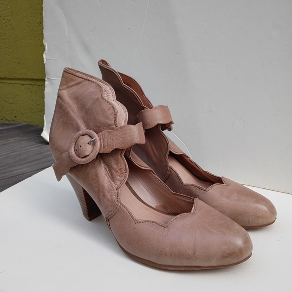 Miz Mooz Leather Carissa Pumps sz - Picture 3 of 16